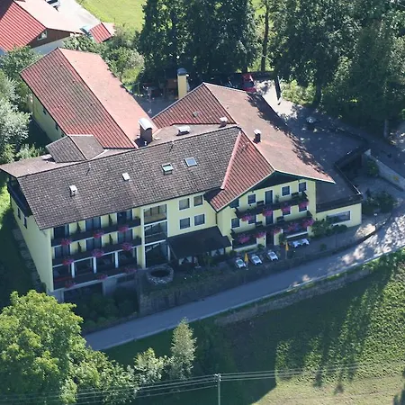 Zur Schonen Aussicht 3* Übersee
